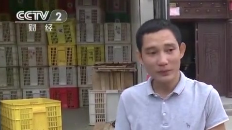 【小龙虾价格跳水35%!北京、上海两地降幅最大】报告显示,全国近9成省份夜间消费的小龙虾单