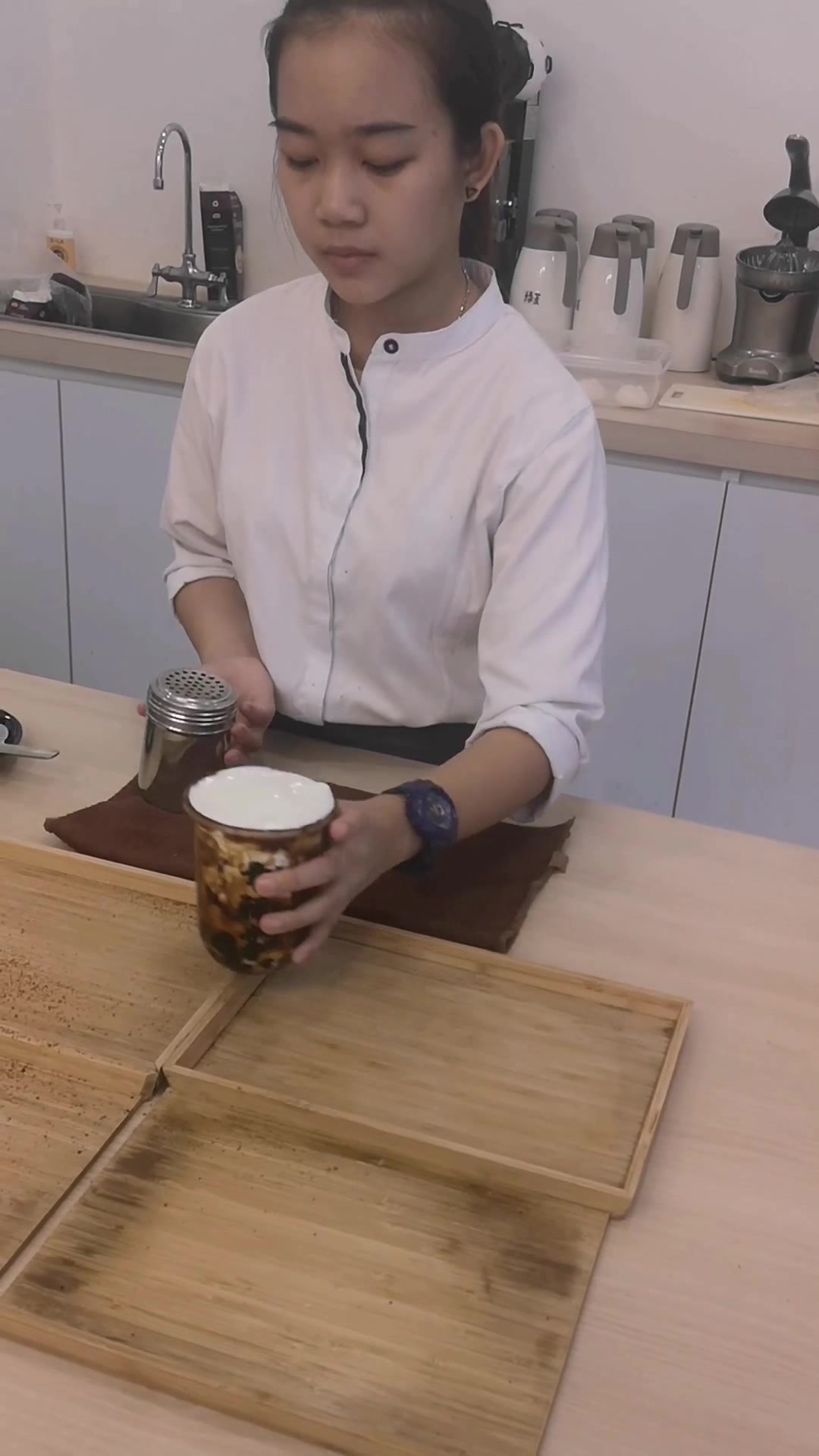 这才是正宗的炭烧奶茶,看起来就美味