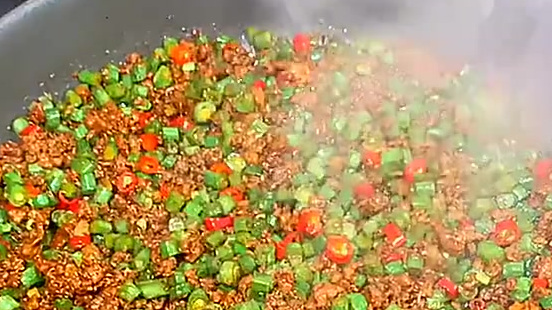 【肉末豆角做法】绝对要你吃两碗米饭,太好吃了!转载 ～