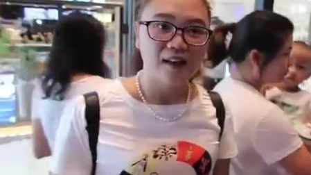 【90后警哥警嫂的公益环保婚宴走红,谁说警察不懂浪漫?】8月7日,90后新警王国印和妻子邵