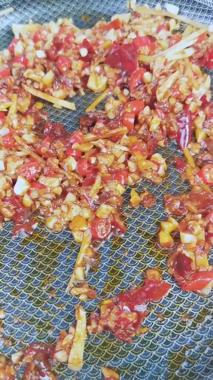 锡纸烤鱼自己在家就能做,美味又好吃,再也不用出去买了
