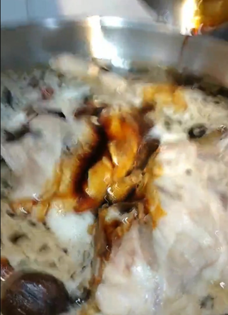 家庭自制熏鸡架的做法视频