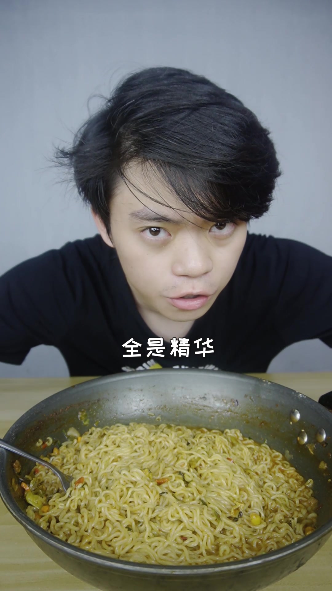 用十包方便面做成佛跳墙,佛跳墙的其中的秘密被破解了?