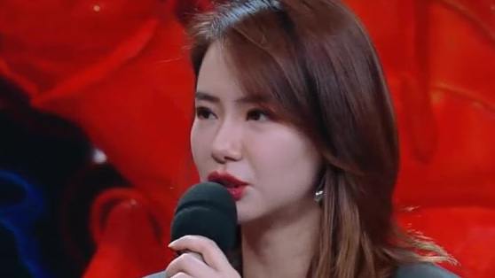 【戚薇表示不吃虾头会翻脸,吴宣仪找到同伴,钱枫最爱吃虾线?】8月11日,在本期的《天天向上