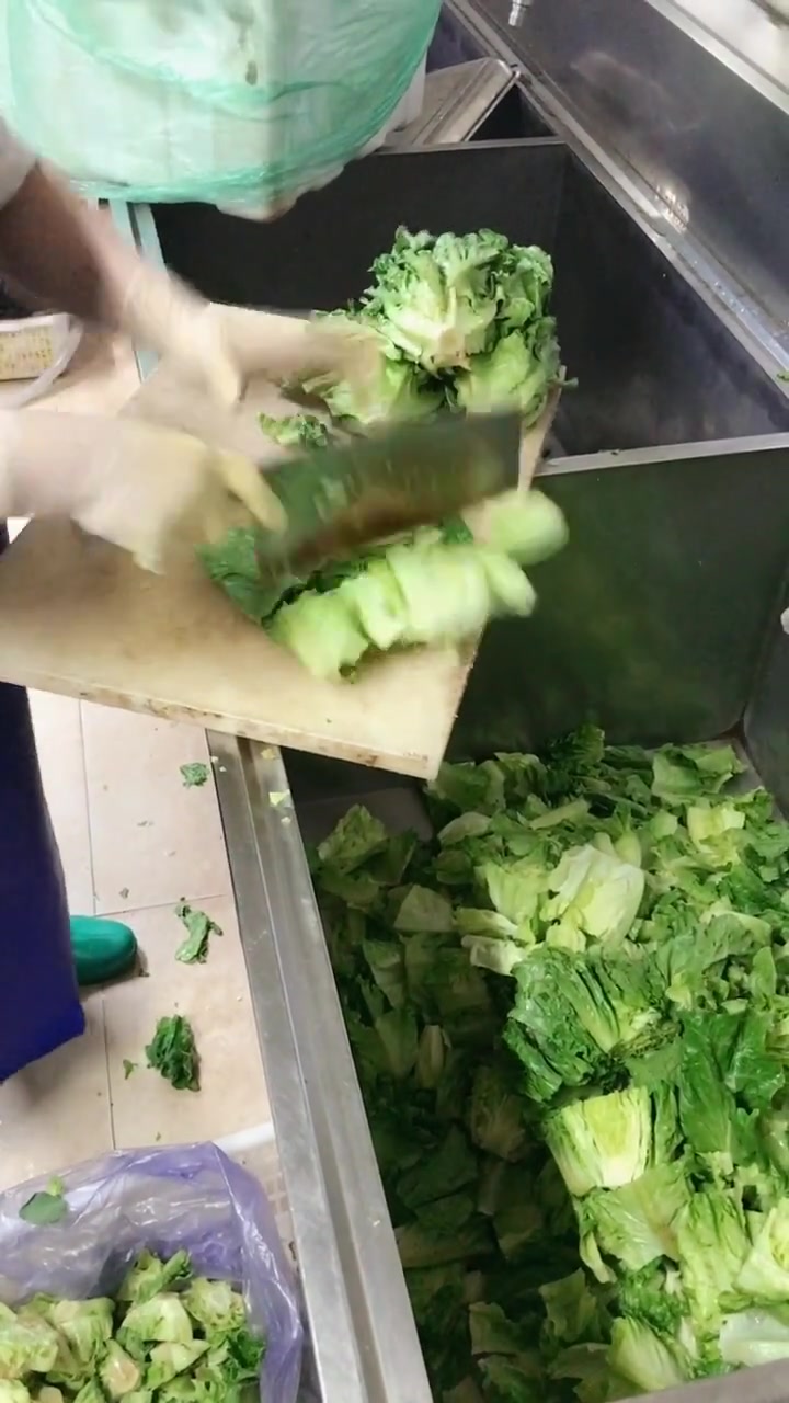饭堂阿姨切菜,高啊!