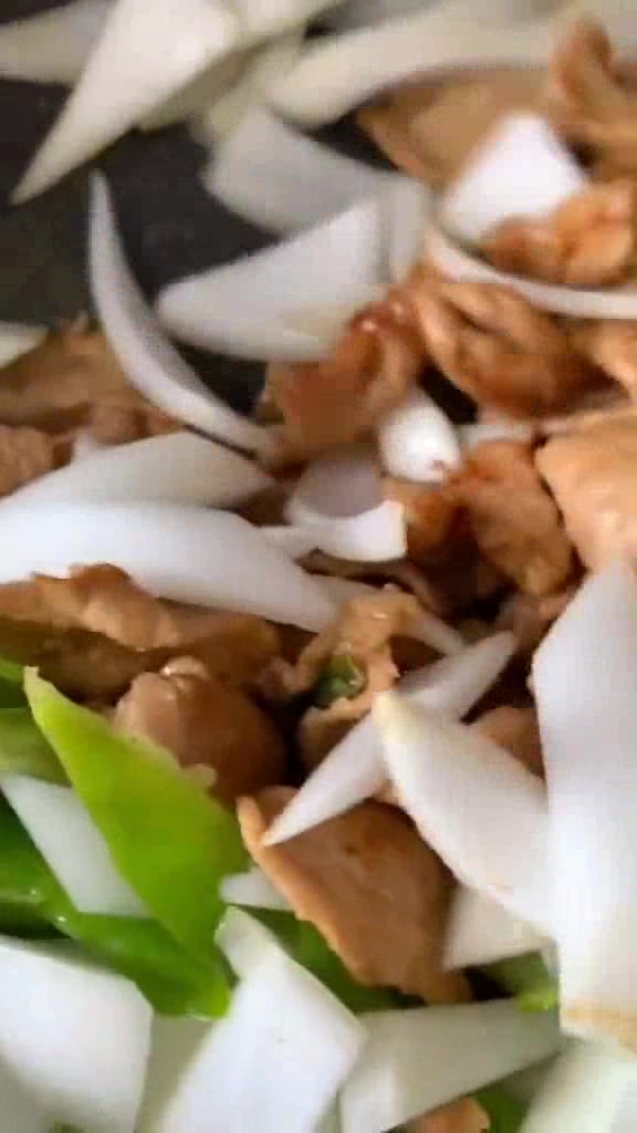 家常美味孜然圆葱炒肉片,营养好吃不油腻,超级下饭