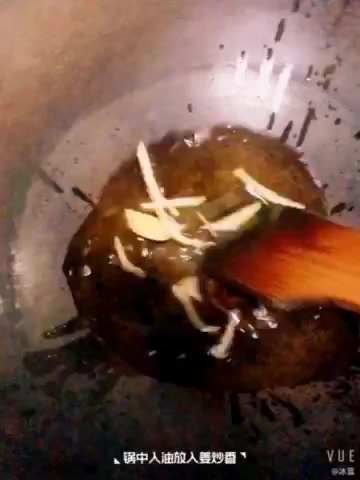 毛豆炒虾仁,吃后回味无穷一整天,太好吃太满足了~