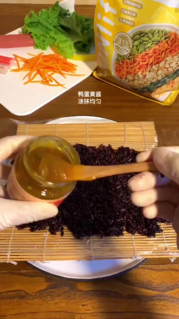 吃不胖的紫米饭团,做法简单,营养美味,减肥减脂一定要收藏