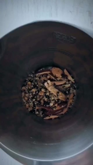 早上不想做早餐?那就做一碗红枣杂粮糊,几种食材就轻松搞定