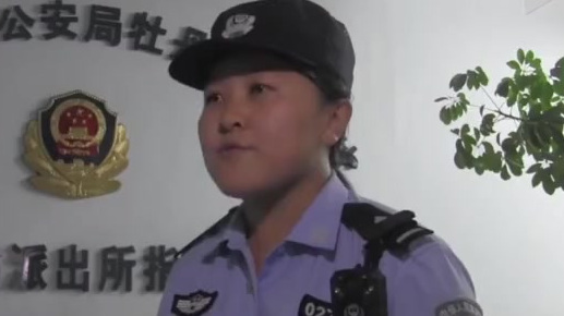 【20岁少女离家见长春网恋男友,母亲苦劝:经过3年考验我就同意】黑龙江鸡西。一名20岁女子