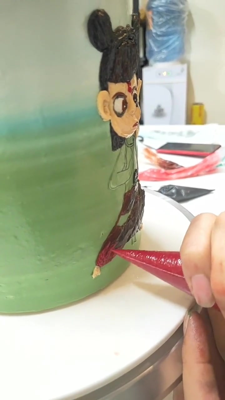 看了5遍《哪吒之魔童降世》,才做出哪吒蛋糕,想吃吗?