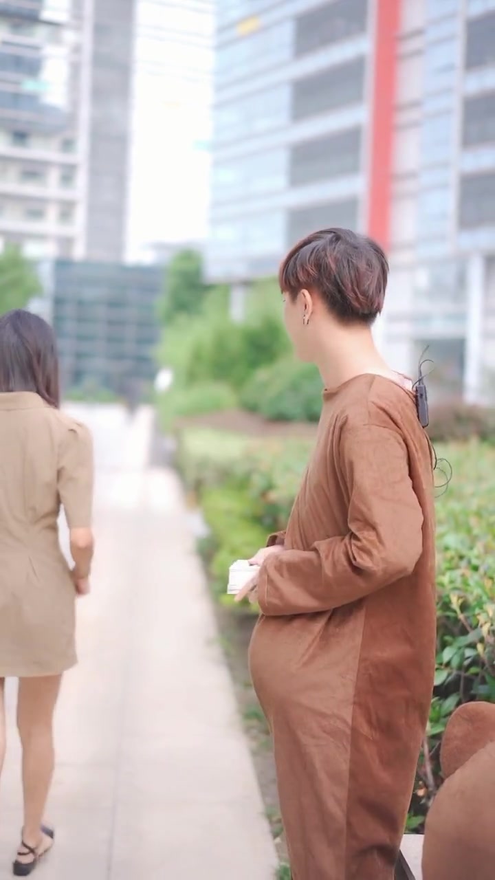 司徒装可怜,下一秒却被拆穿了,网友:城里人真会玩