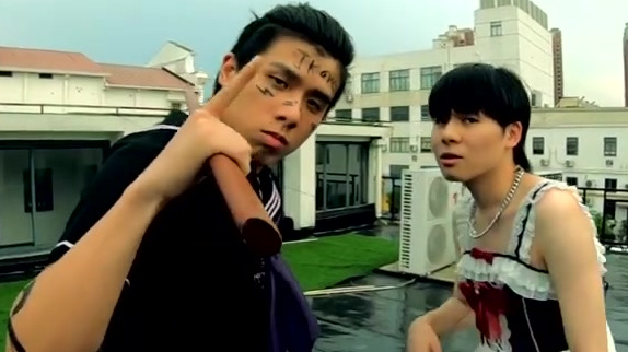 催了八万年的jks,终于来啦! 法老姐姐你好。