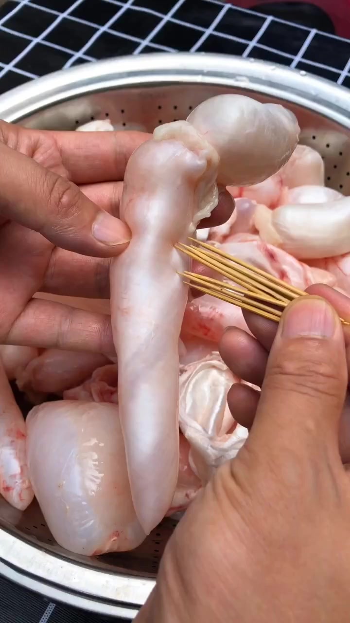 红烧鱼婆婆充满丰富的胶原蛋白