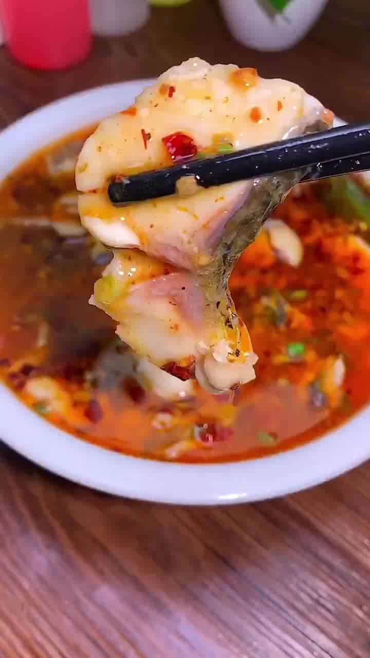 大厨教你做酸菜鱼,酸辣鲜美,馋的流口水