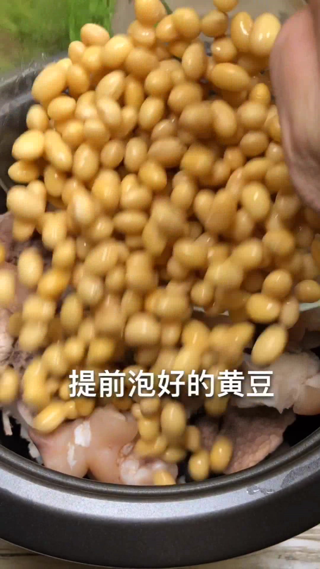 厨房新手也能做的红烧猪蹄,超级好吃,做法简单一看就会哦!