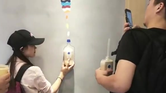 【周杰伦“安利”的奶茶被炒到300元一杯?警察叔叔出手了】9月26日,一家名叫“麦吉”的奶