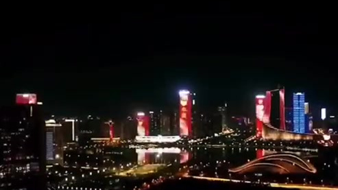 【国庆正式上演!合肥天鹅湖上演灯光秀表白祖国,每晚三个时段】10月1日-7日,合肥天鹅湖灯