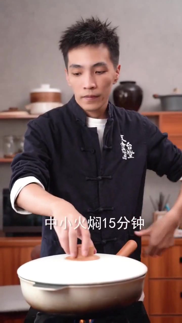 全网最火栗子鸡做法,口感香浓,唇齿留香,超级美味