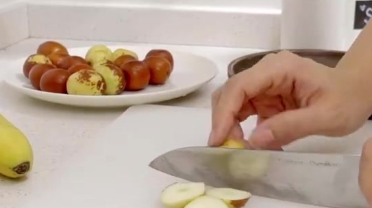 小姐姐居然毫不费力的做出了松鼠鳜鱼?!但是我的甜点也没有输!