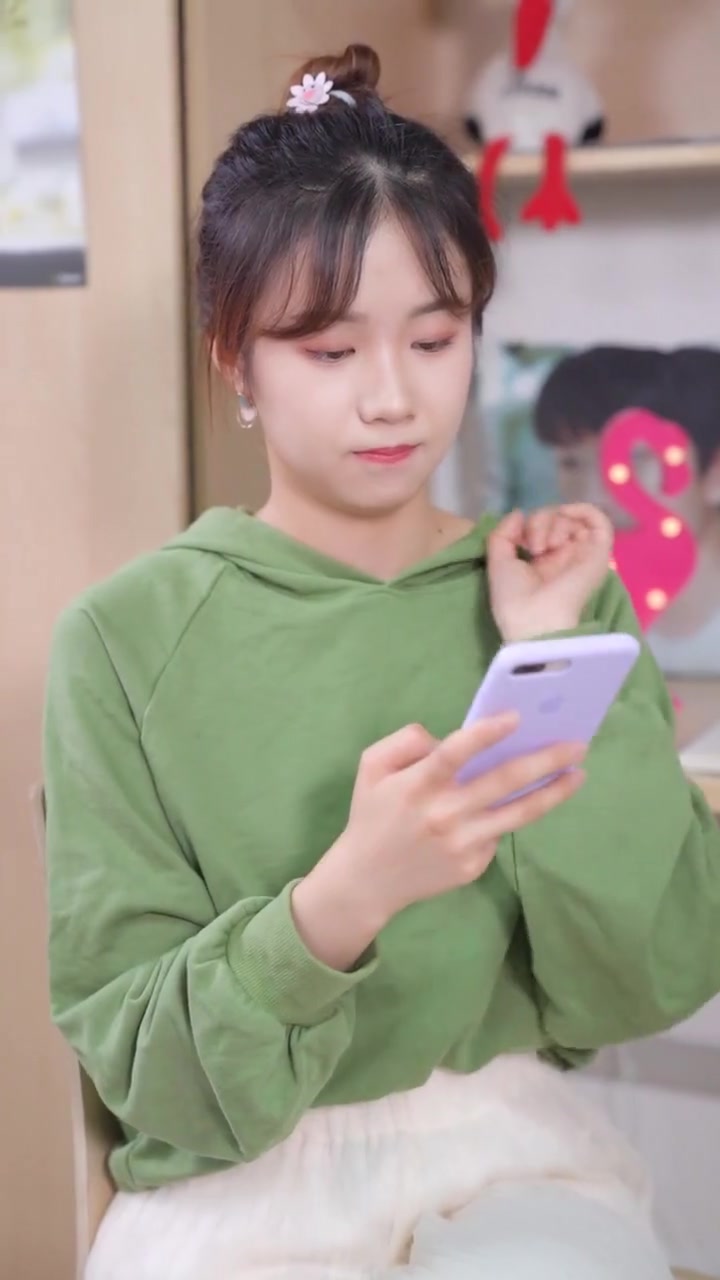 当代女生发朋友圈,太真实了吧,怪不得每次看看都结束了