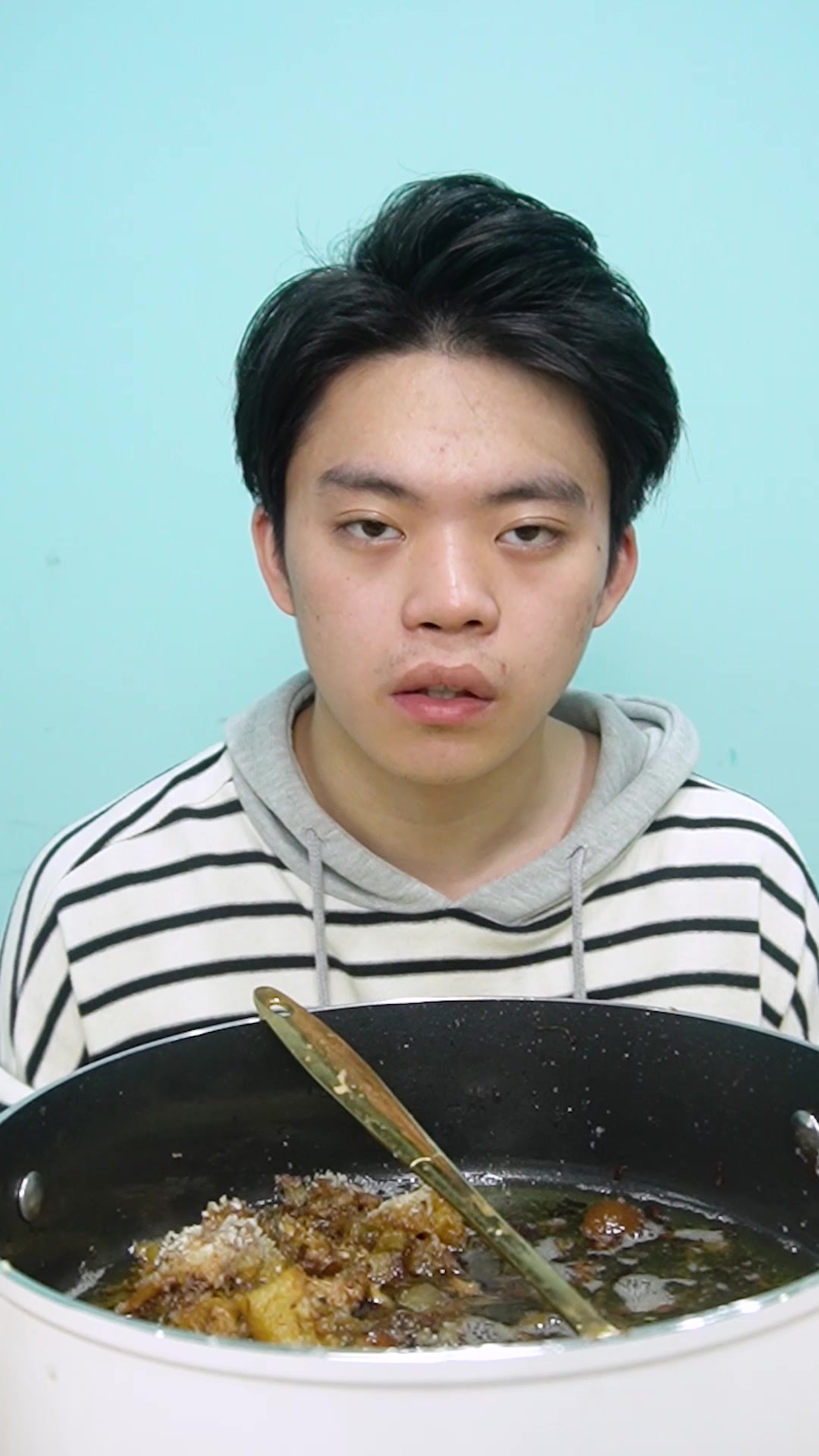 肉夹馍其实是馍夹肉,尝试用十个馍夹肉做一个真正的肉夹馍!