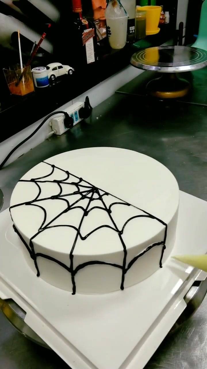 给龙凤胎宝宝定制的蛋糕,做好的那一刻,非常满意