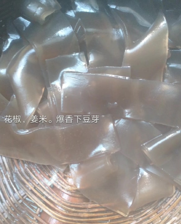 豆芽炒苕皮,吃了还想吃
