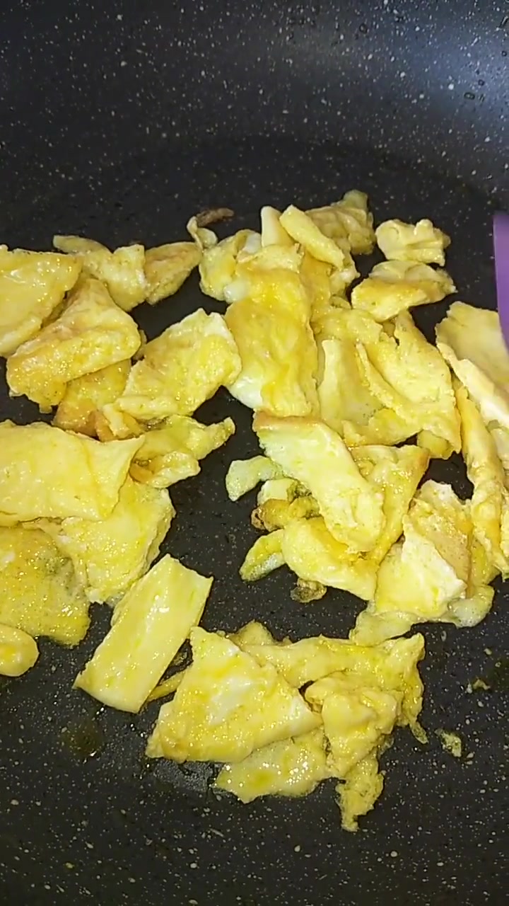 家庭版炒方便面,做法好简单,都能做的美食了解一下