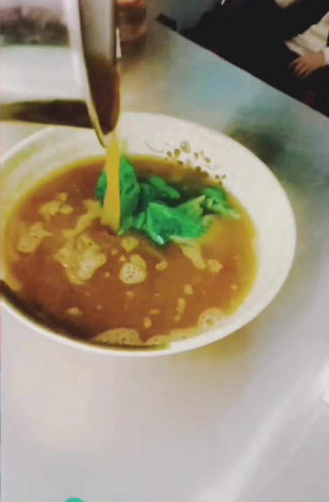 万万没想到,汝南还有这么正宗的肉夹馍和酸辣粉