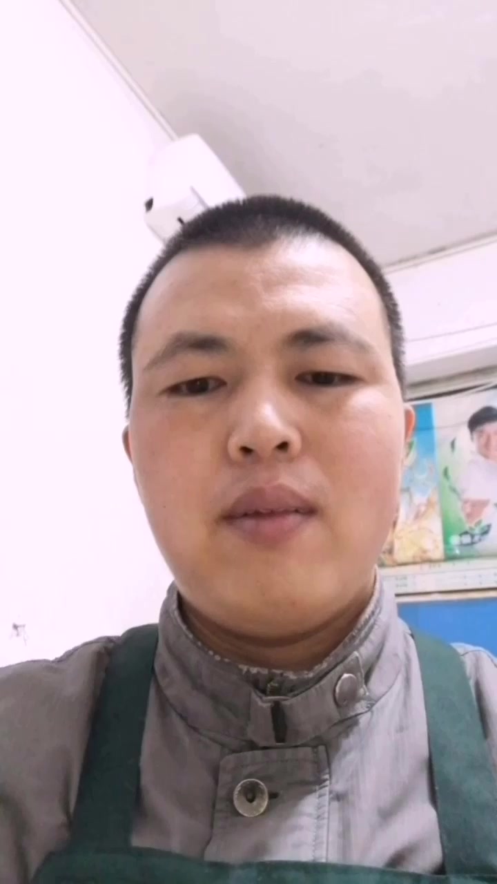 榨菠菜汁一定要注意这几个方面,才能让菠菜汁颜色更鲜亮!
