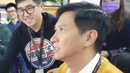 一大早上这段斗鱼超管张家辉的港普鲨鱼娘刷了五遍了……像毒术一样,内个不多说了,还是祝主播轻