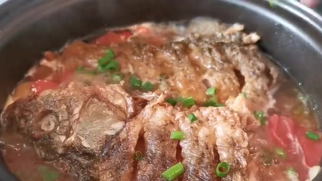 【家常鱼肉新做法】番茄鱼煲,这样做肉质滑嫩鲜美↓↓吃货收藏!