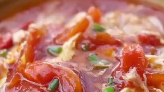 十分钟搞定番茄浓汤捞面,遇到过倒霉又沙雕的事有没有一件是把糖当成盐,然后一顿操作猛如虎,最