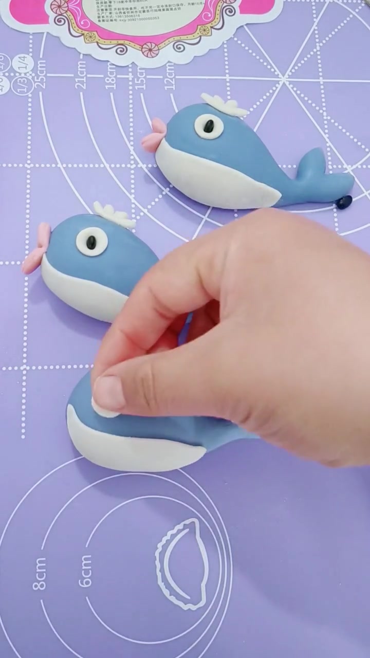 宝妈分享的鲸鱼卡通包做法步骤和技巧教程,你们觉得怎么样?