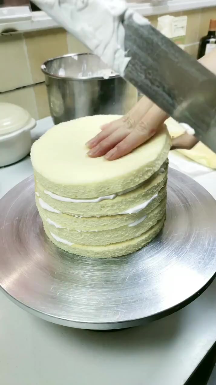 这蛋糕才叫繁花似锦,美而不艳,艳而不骄,追女神送这种款准没错