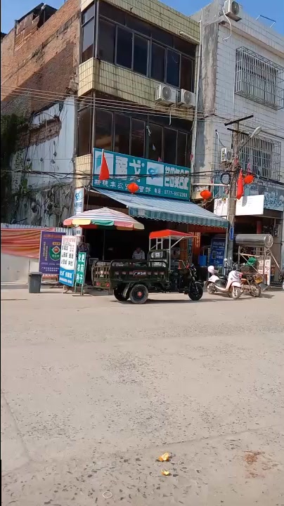 钦州市灵山县某镇