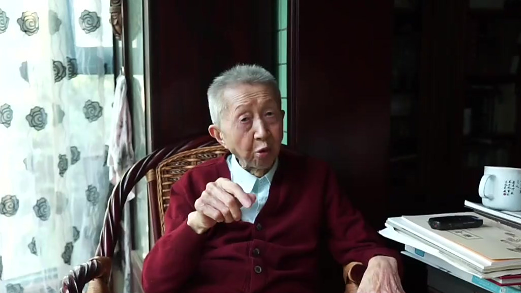 11月23日,诗人、编辑、学者流沙河去世,享年88岁。流沙河原名余勋坦,他的《就是那一只蟋