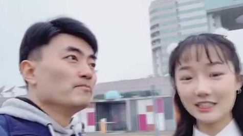 可爱配音小姐姐肉脸橙来长沙和湖南卫视频道声丁老师见面啦! 橙子来长沙做什么呢️? 没错!就