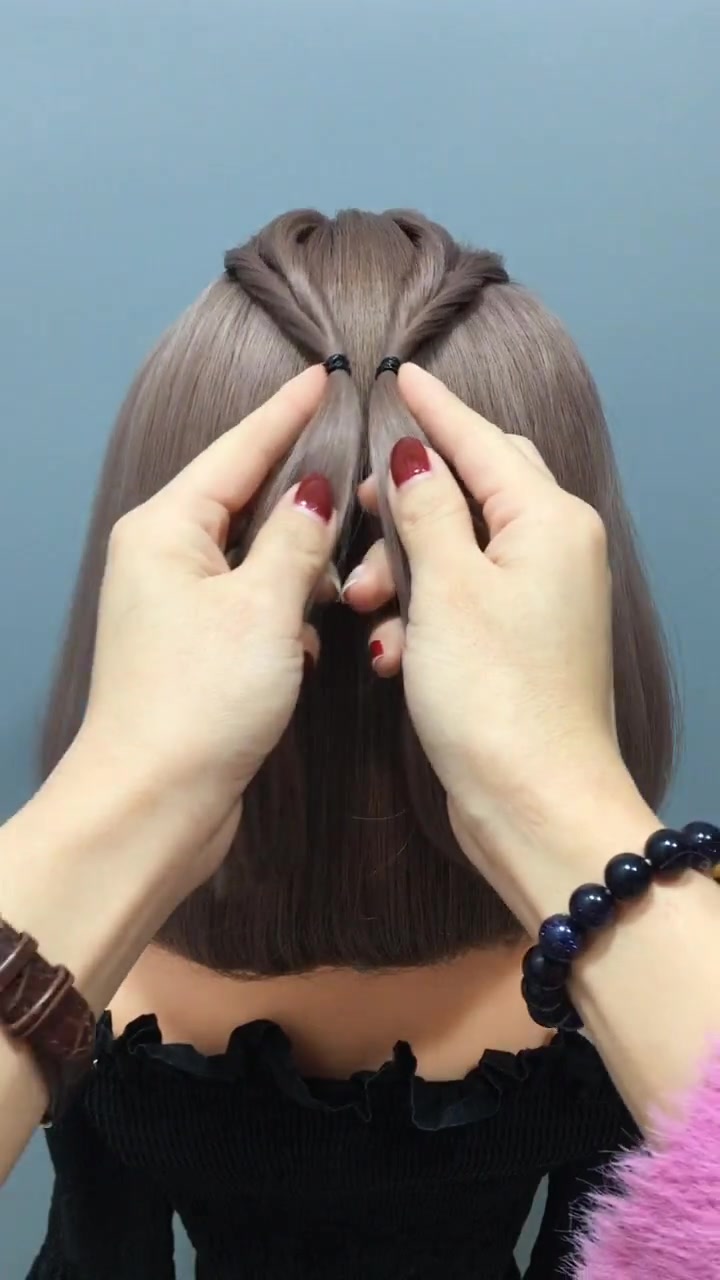 短发穿派克服这样扎,简单大方,好看洋气,做个美美的短发女神!