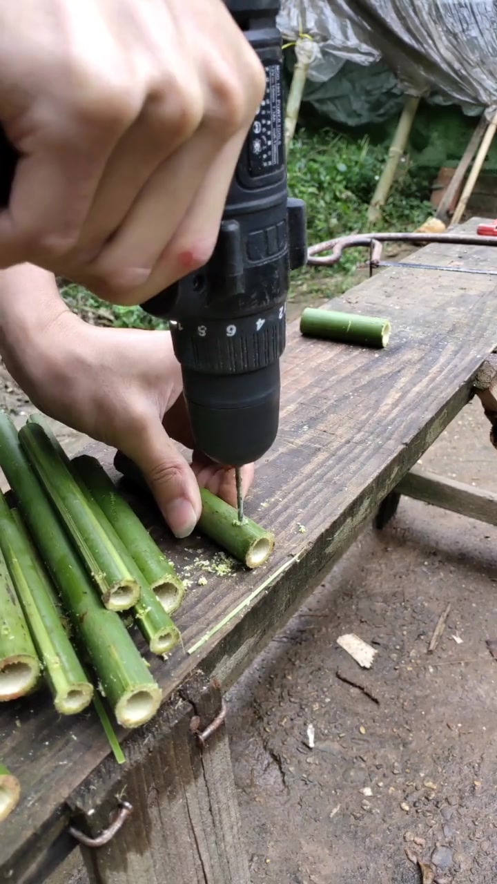 小伙用竹子制作的独特风铃,声音是这样发出来的,网友表示佩服!