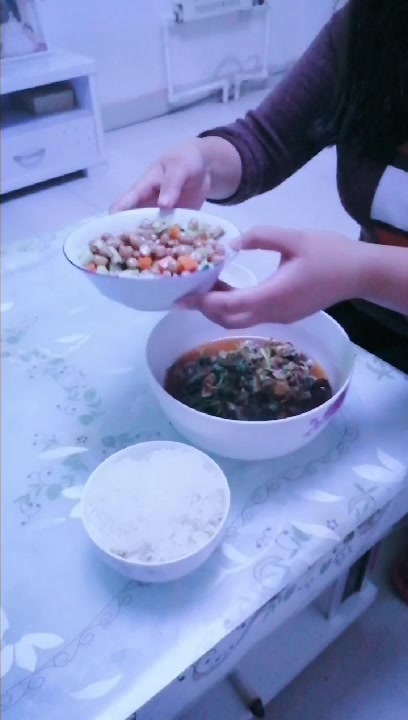 今天晚餐红烧凤尾鱼