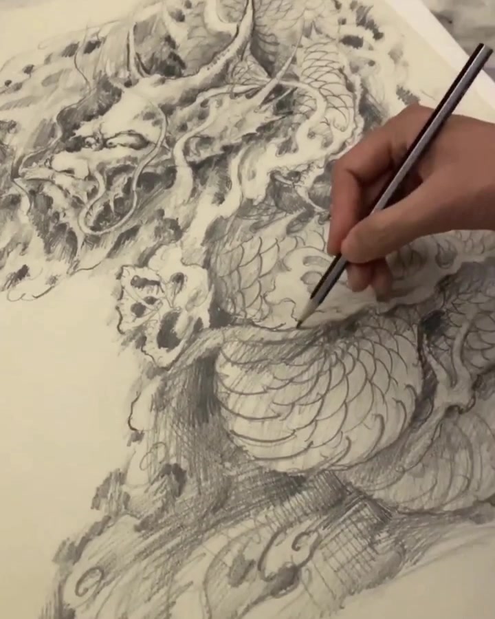 半胛龙纹身设计稿