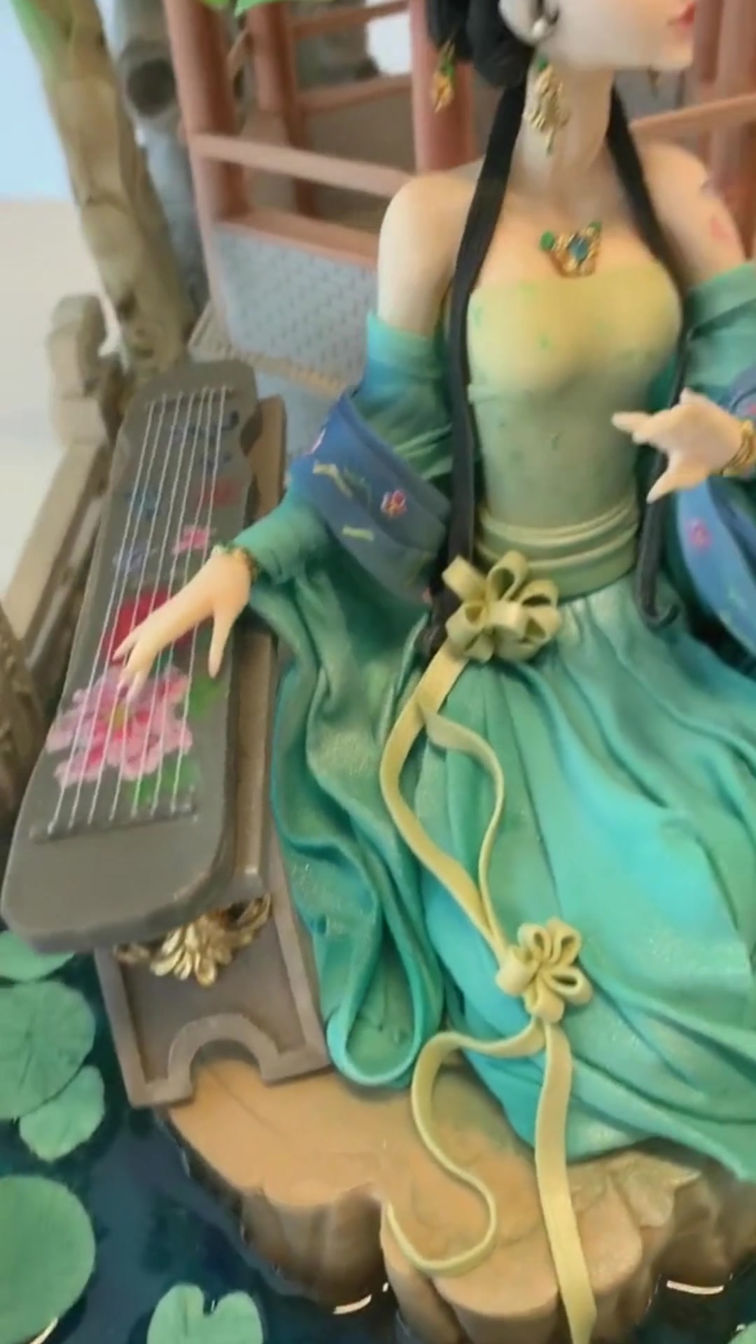 这是我见过最精致的翻糖蛋糕,眼前这一款,一般人应该都买不起!