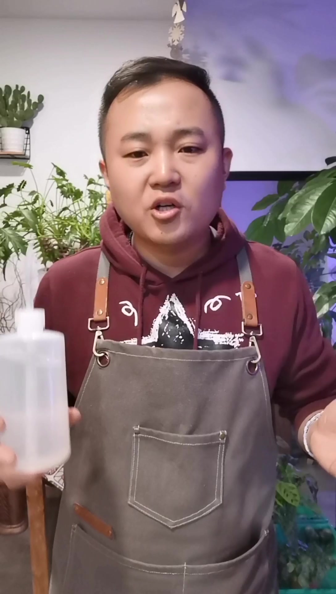圣诞节快到啦,做个多肉植物组盆送朋友吧