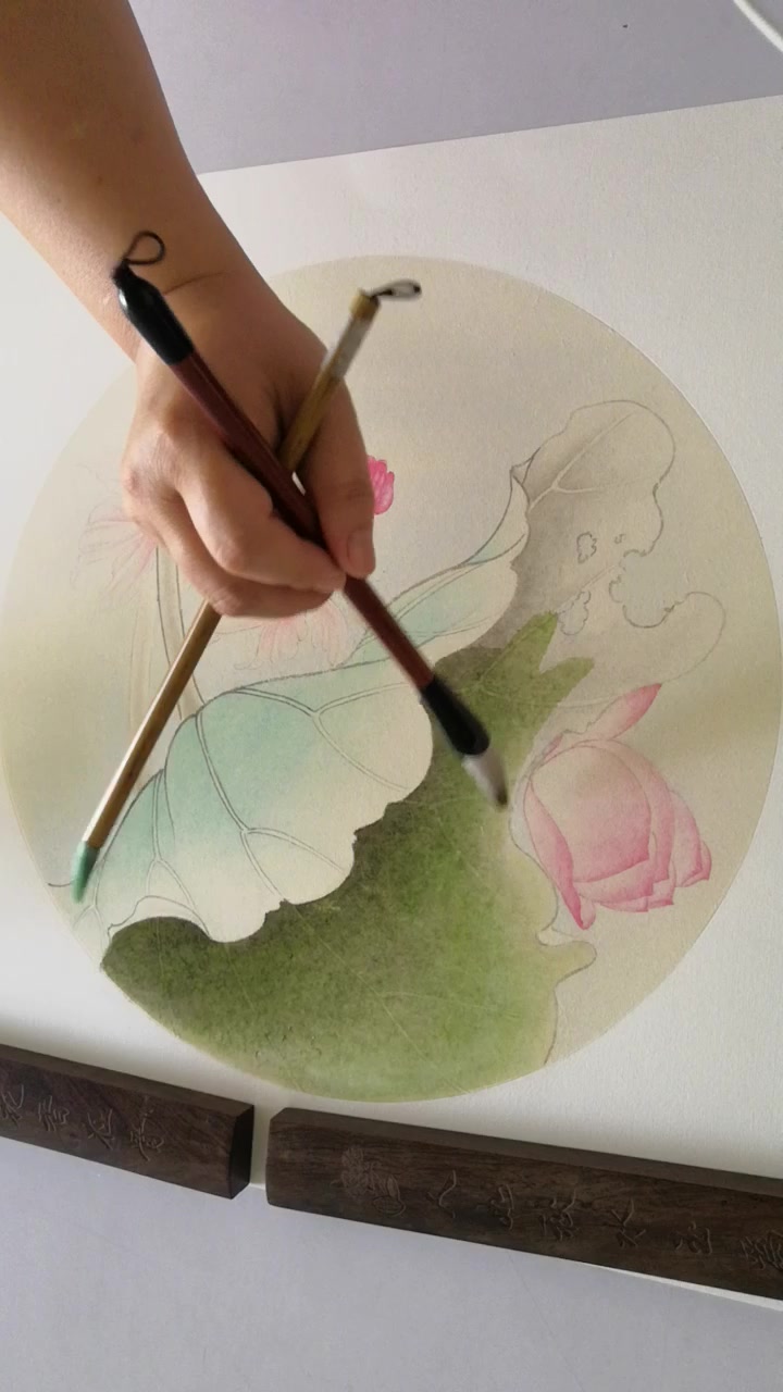 工笔画《荷花金鱼》染色教程!