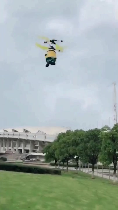 感应小黄人飞行器