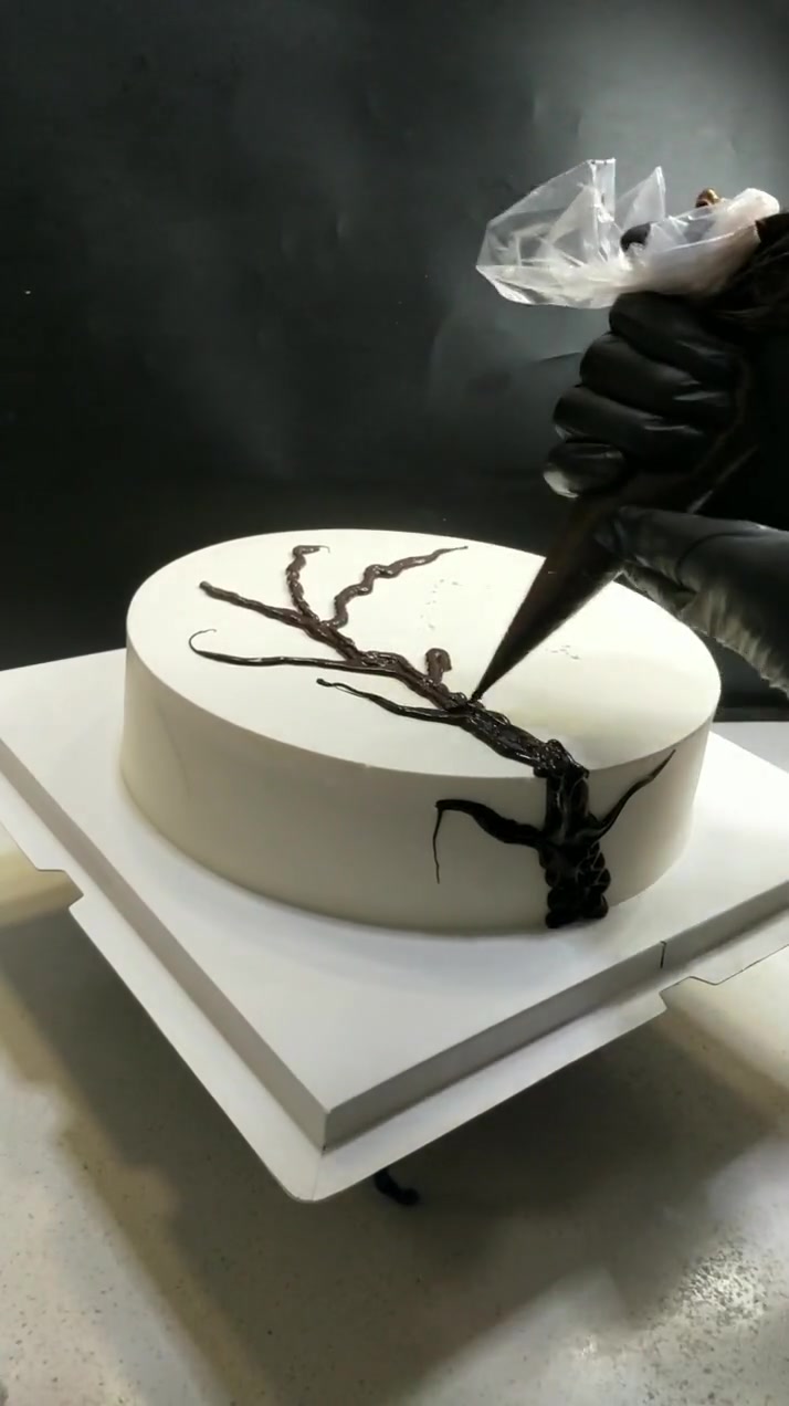 这一款蛋糕真喜庆,饱含古典艺术风采,不愧是祝寿蛋糕首选!