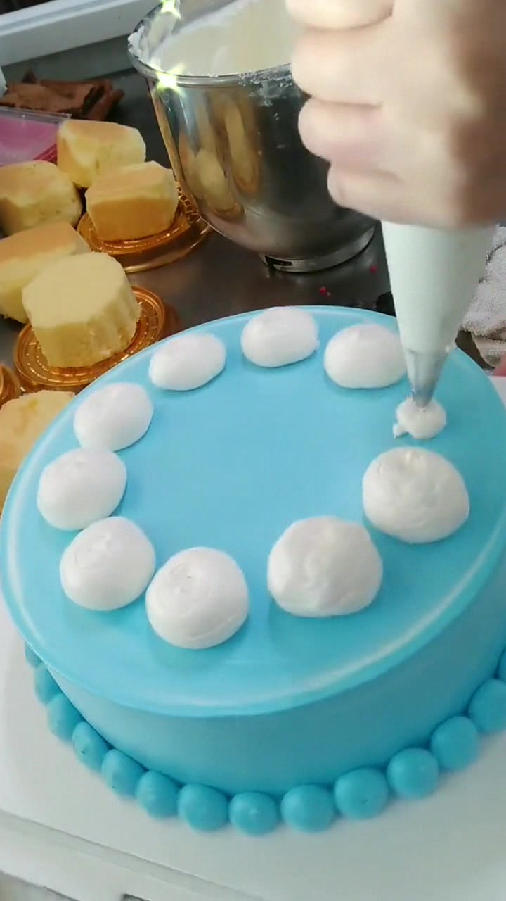 儿童专属款,蓝色哆啦a梦生日蛋糕,成品舍不得吃了!