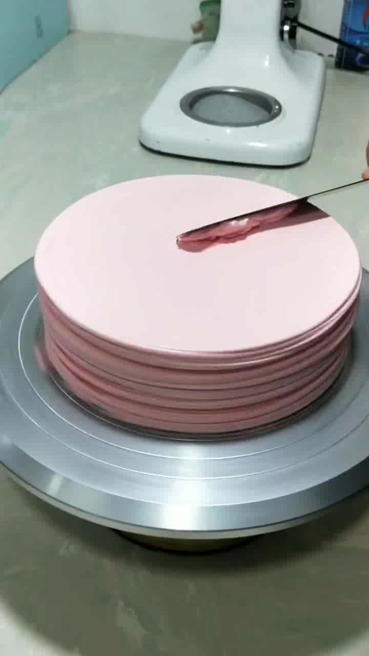 今日份彩虹蛋糕~生日快乐!